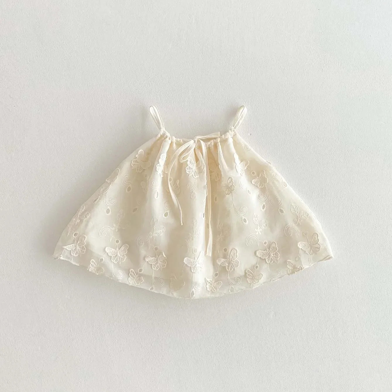 Girls' Korean Version Summer New 2025 Cute Bow Suspender Doll Shirt, Children's Stylish Embroidered Sweet Top
